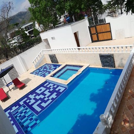 Hotel Santa Fe Del Parque Санта Фе де Антиокия Екстериор снимка