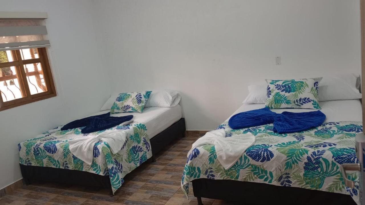 Hotel Santa Fe Del Parque Санта Фе де Антиокия Екстериор снимка