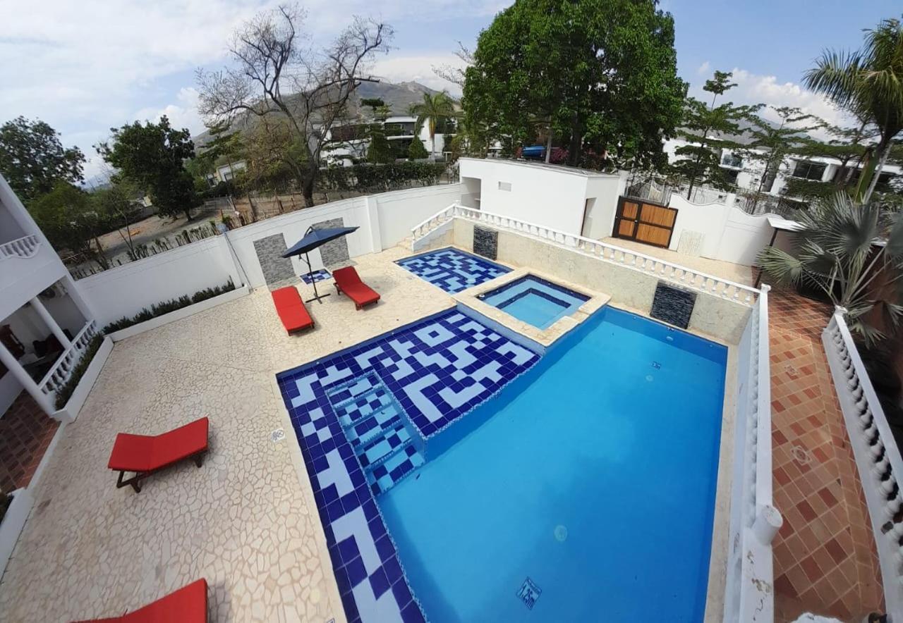 Hotel Santa Fe Del Parque Санта Фе де Антиокия Екстериор снимка