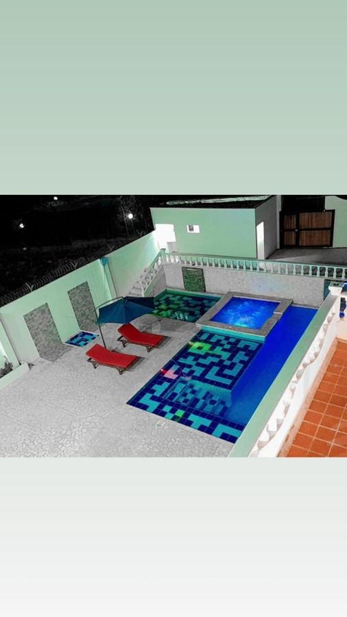 Hotel Santa Fe Del Parque Санта Фе де Антиокия Екстериор снимка